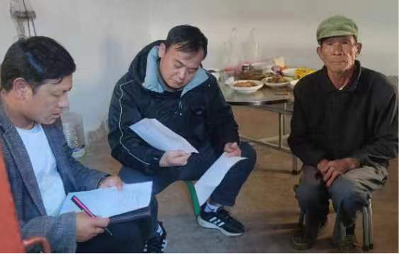 宜就鎮 節前探訪送溫暖，精準服務守護“一老一小”幸福生活